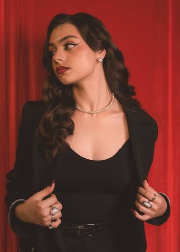 Полли, Г. Ханты-Мансийск